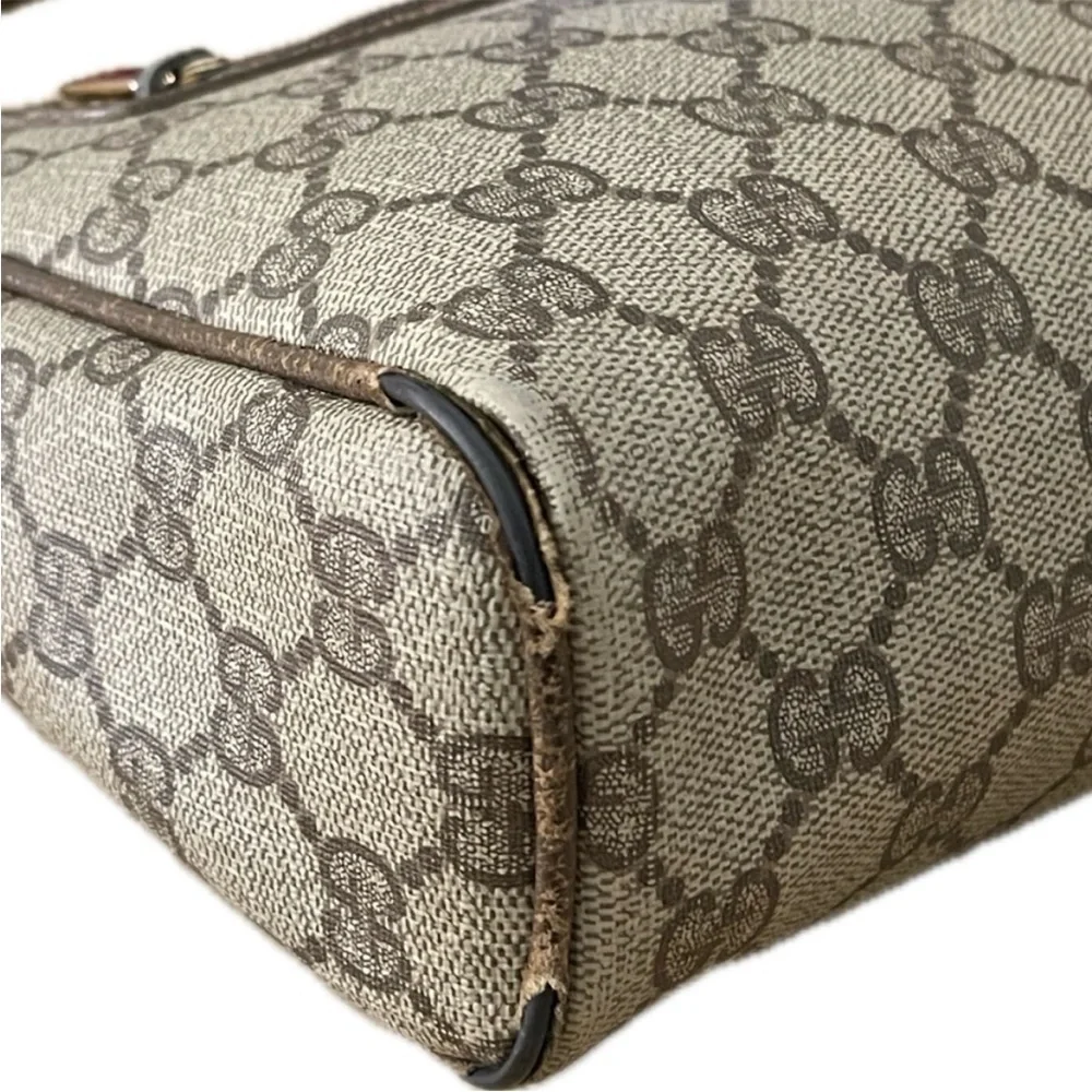 Gucci Micro GG Supreme Vintage Bag - Picture 6 of 11
